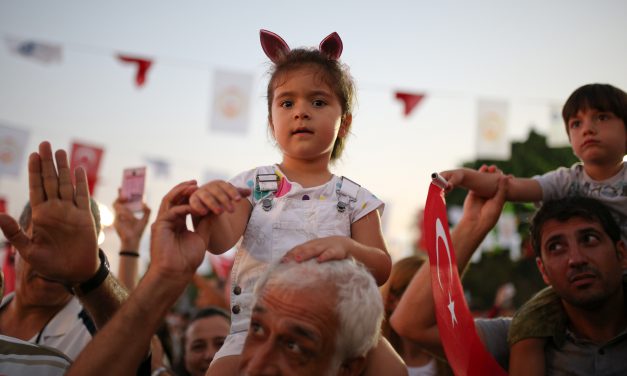 Antalya’da ‘Milli Birlik Yürüyüşü’