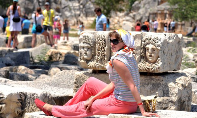 Antalya, turizmde 6 milyon bandını geçti