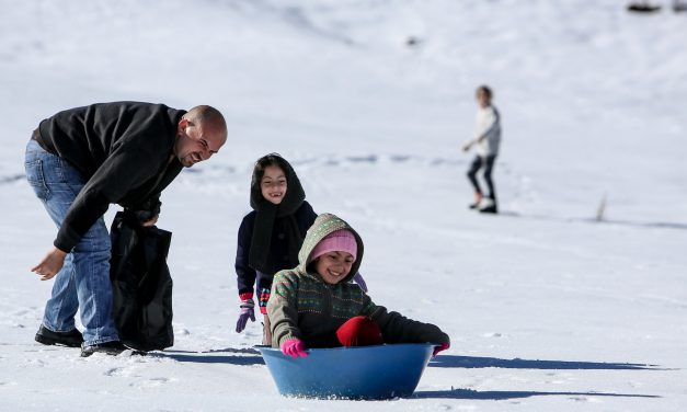 Zirvede kayak, sahilde deniz keyfi