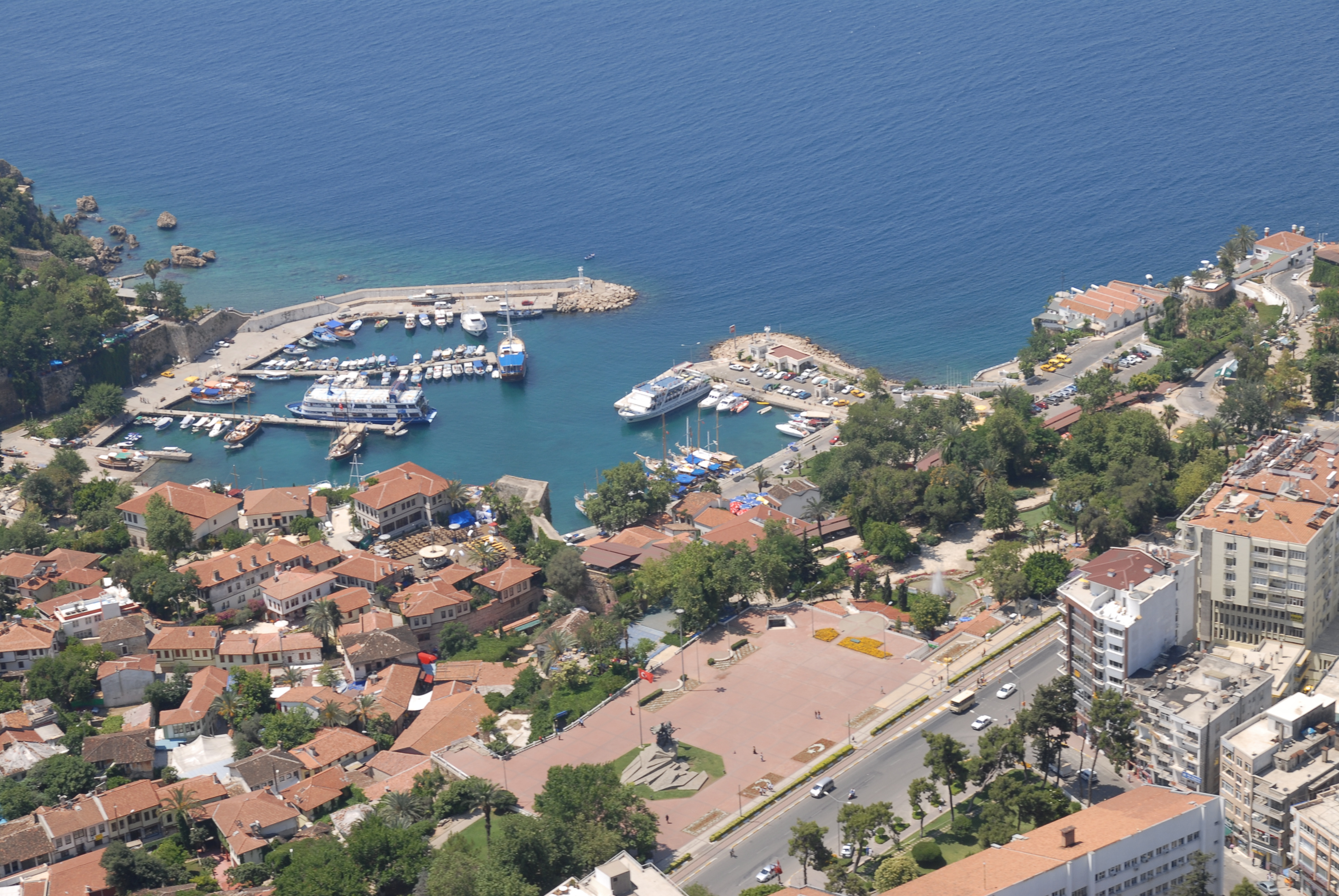 antalya da yasam dusuk maliyetli ve kaliteli atso vizyon