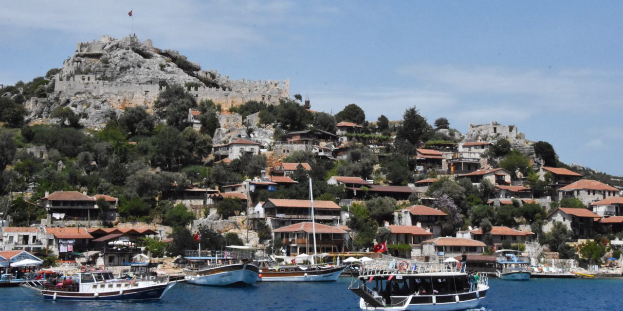 Yatlar denizle buluştu, Kekova’ya turlar başladı