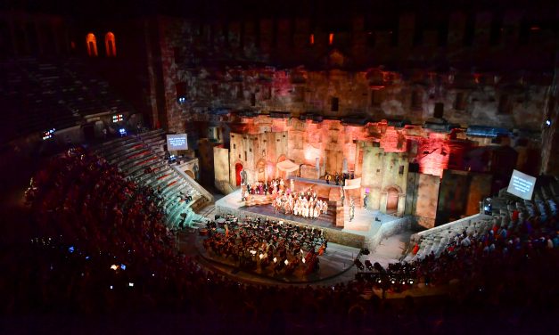 Aspendos Festivali Carmen’le başladı