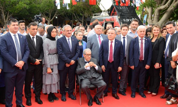 Antalya Kitap Fuarı Açıldı