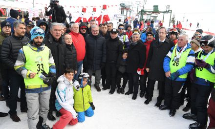 Bir Günde Dört Mevsim Yarış