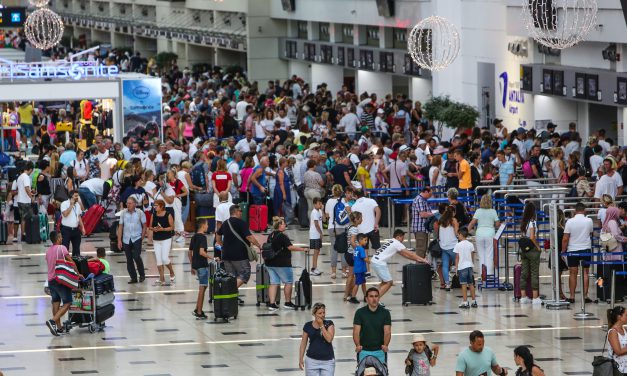 Antalya’da yaşayan yabancı sayısı 94 bine ulaştı