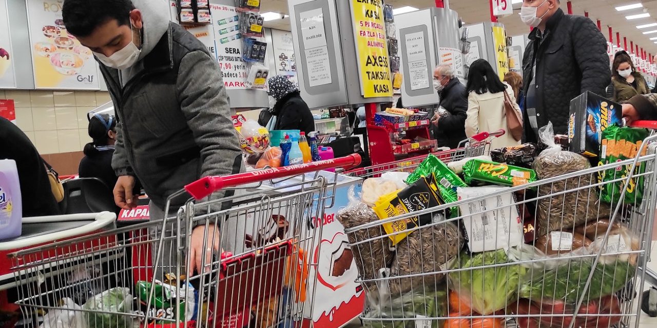 Ulusal ve yerel marketlerde gıda dışı her türlü ürün satışı haksız rekabete neden oluyor