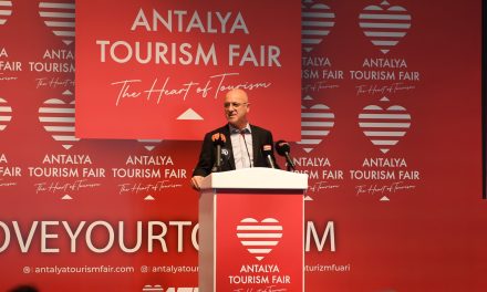 Başkan Bahar, Antalya Turizm Fuarı’nın açılışına katıldı