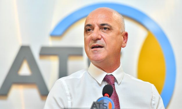 <strong>BAŞKAN ALİ BAHAR: 2023 YILI DIŞ TİCARETİMİZ BEKLENTİLERİN ÜSTÜNDE GERÇEKLEŞTİ</strong>